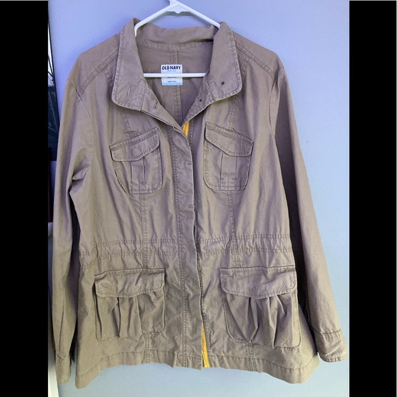 Old Navy Spring Cotton Utility Jacket. - Picture 1 of 7